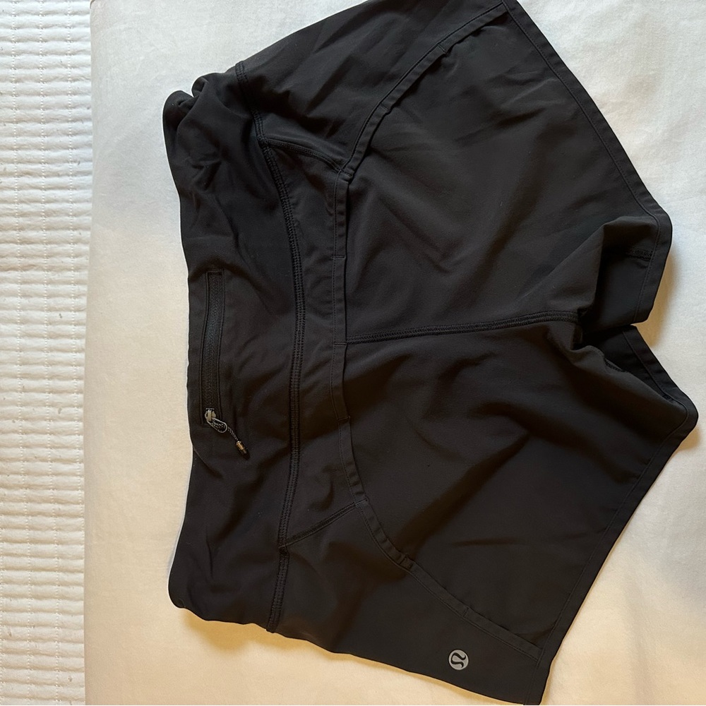 Lululemon black speed up shorts